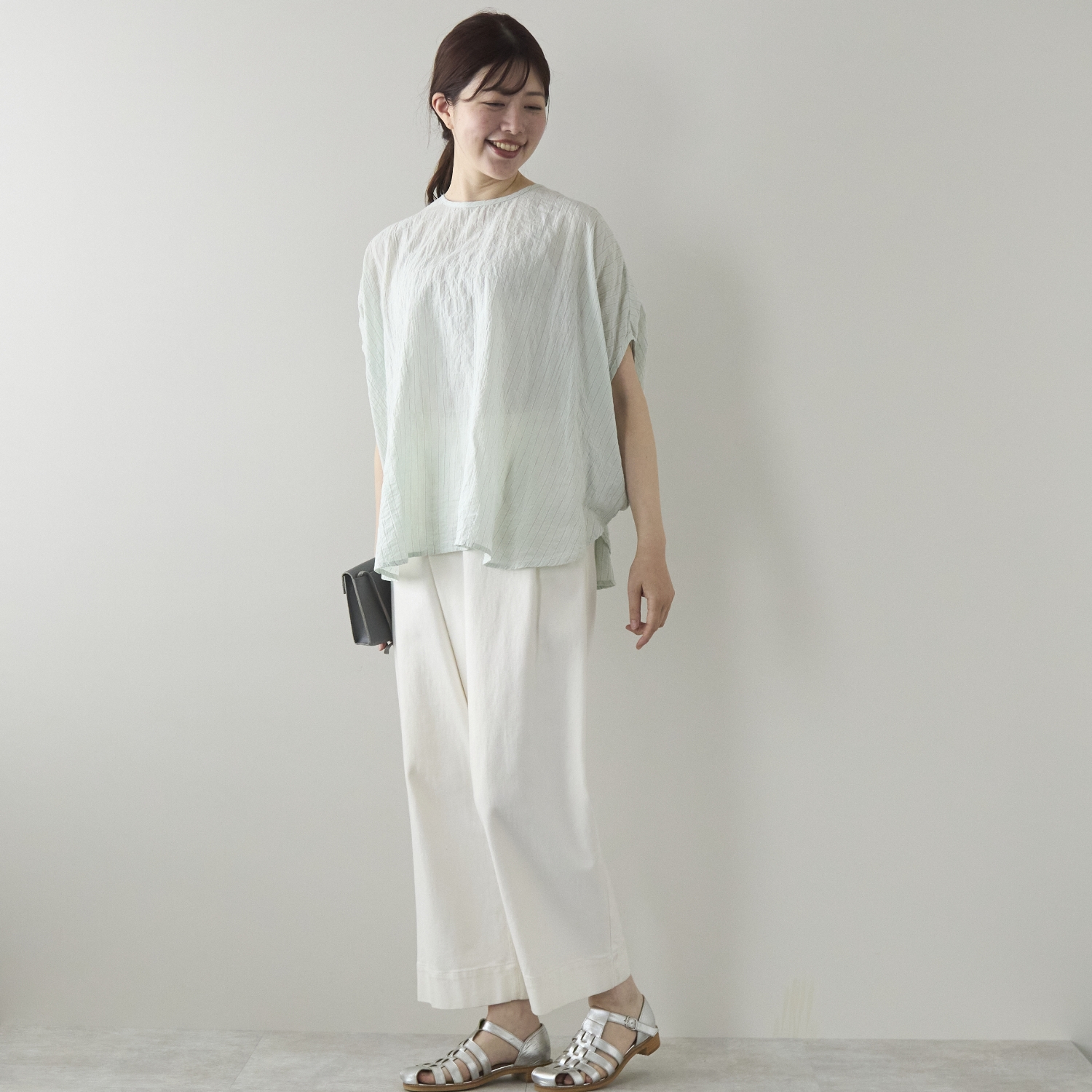 Kilka/汗をかいてもはりつかない、速乾サークルブラウス